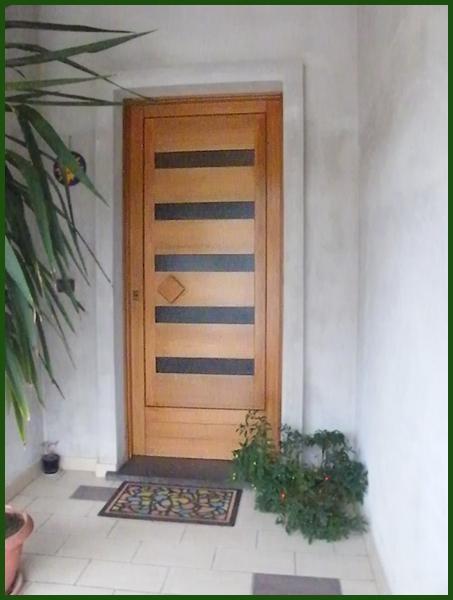 Hyacintho - front door in Meranti