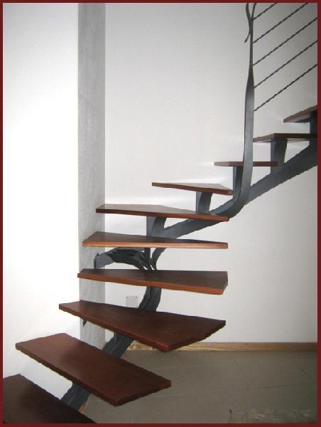 Natique - Staircase in Mahogany and wrought iron