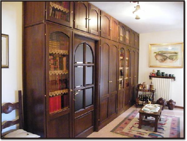 GrandWall - Living room in chestnut