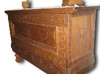 Opulentia - Chest of Sardinia in chestnut